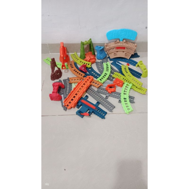 track thomas and friends trackmaster