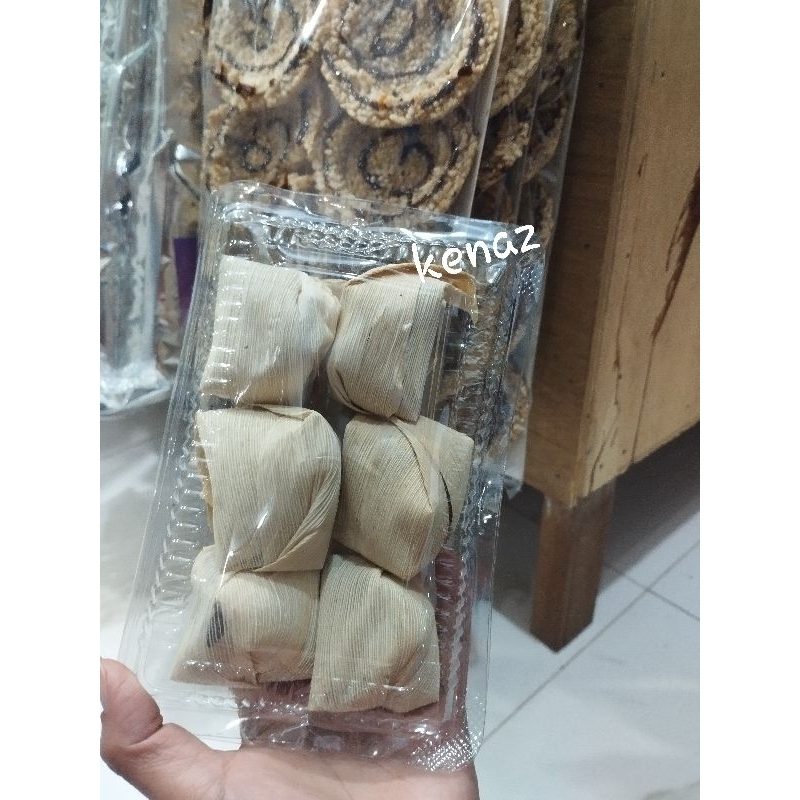 

wajik klobot 250gr,500gr,1000gr