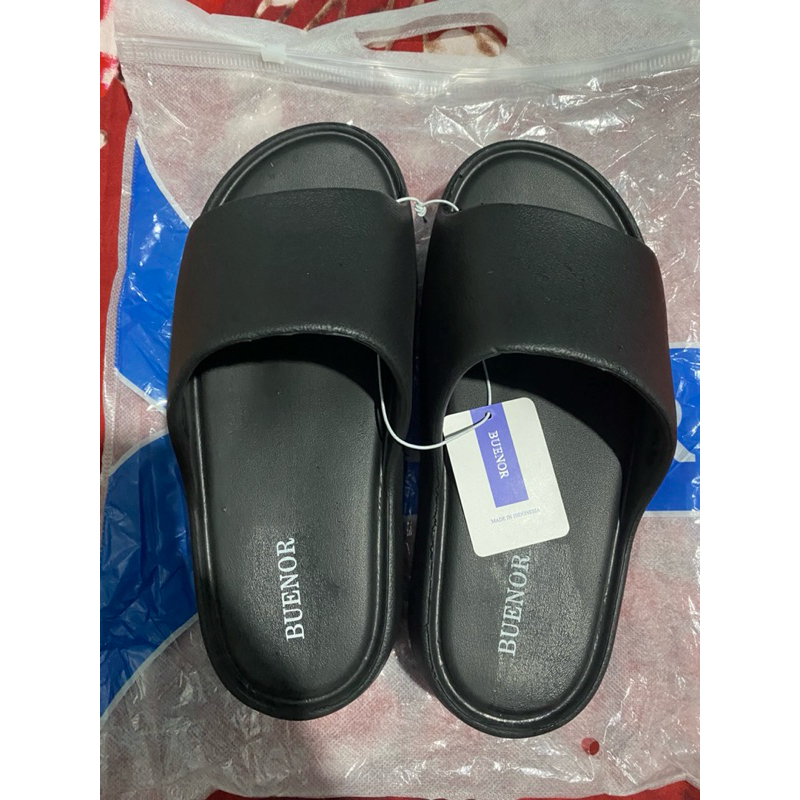 NEW sandal BUENOR warna hitam