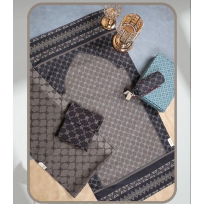 Hampers Sarung dan Sajadah Kashmeer / Paket Sarung dan Sajadah