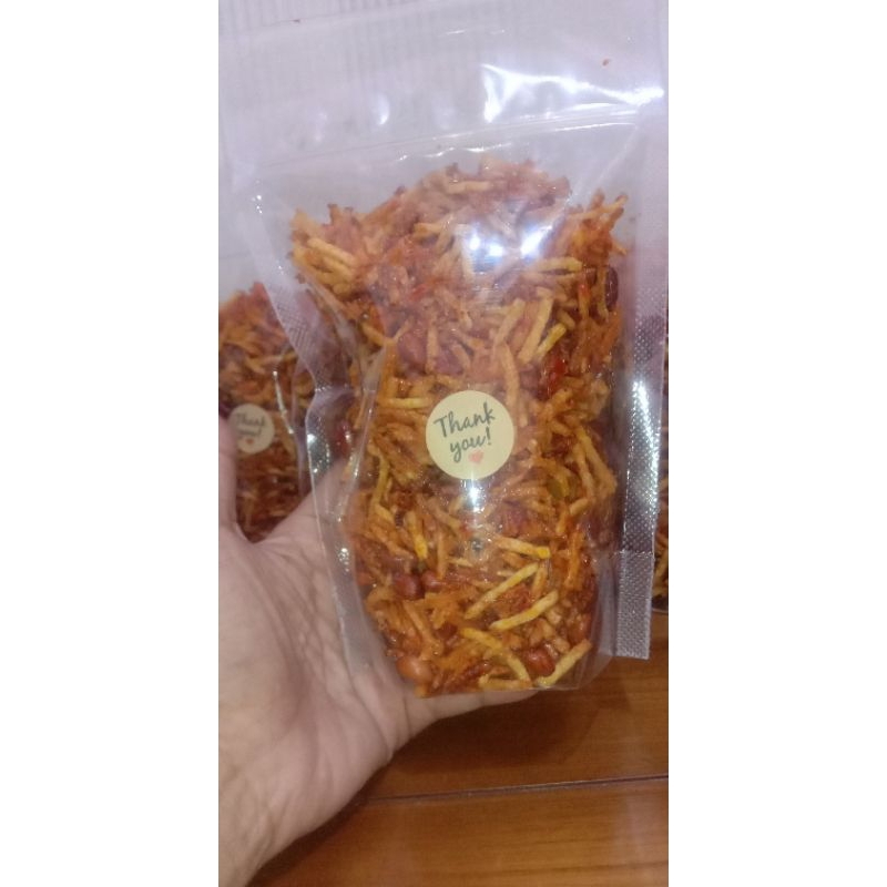

Kentang mustofa Selera Omahan KRIUK PEDES MANIS 100 GR