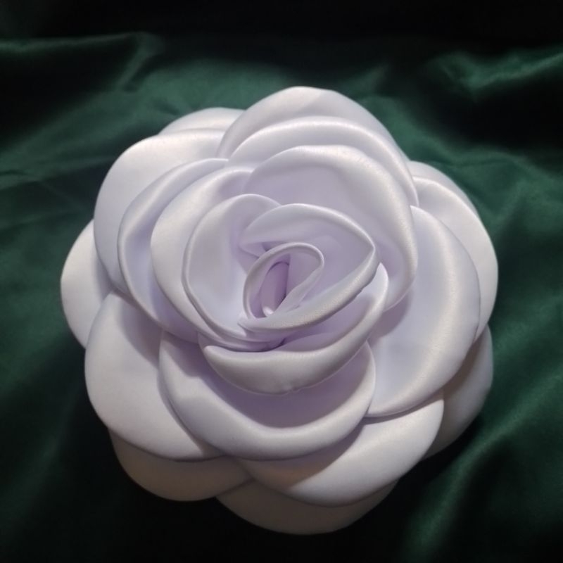 Bros mawar satin 20 cm bunga besar jumbo handmade