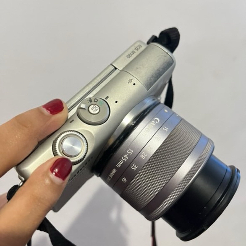 Canon M100 - Bekas