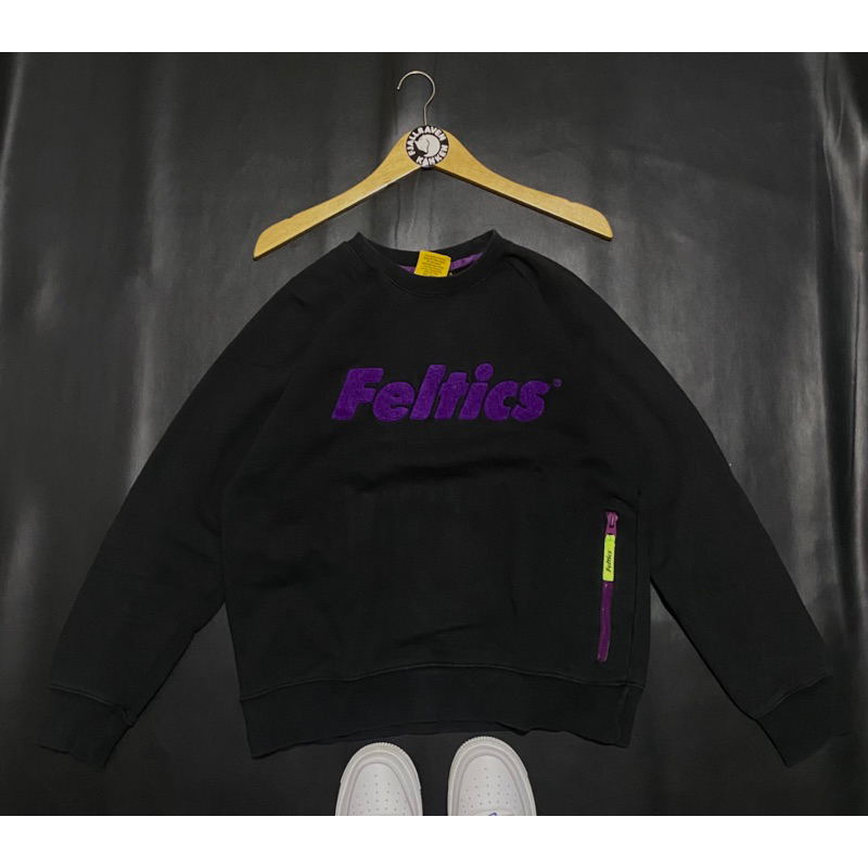 crewneck feltic