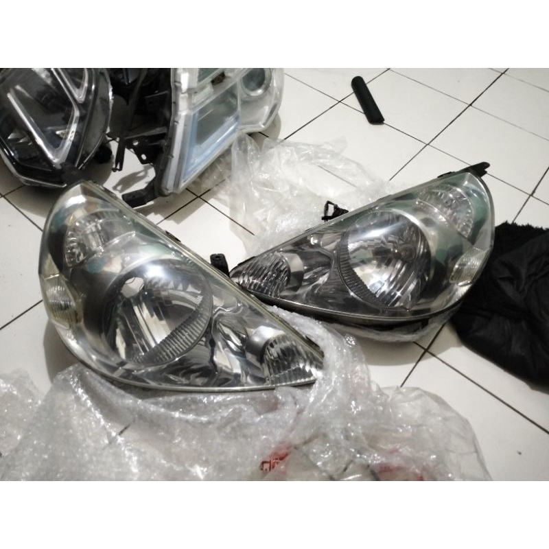 Headlamp Honda Jazz 2006