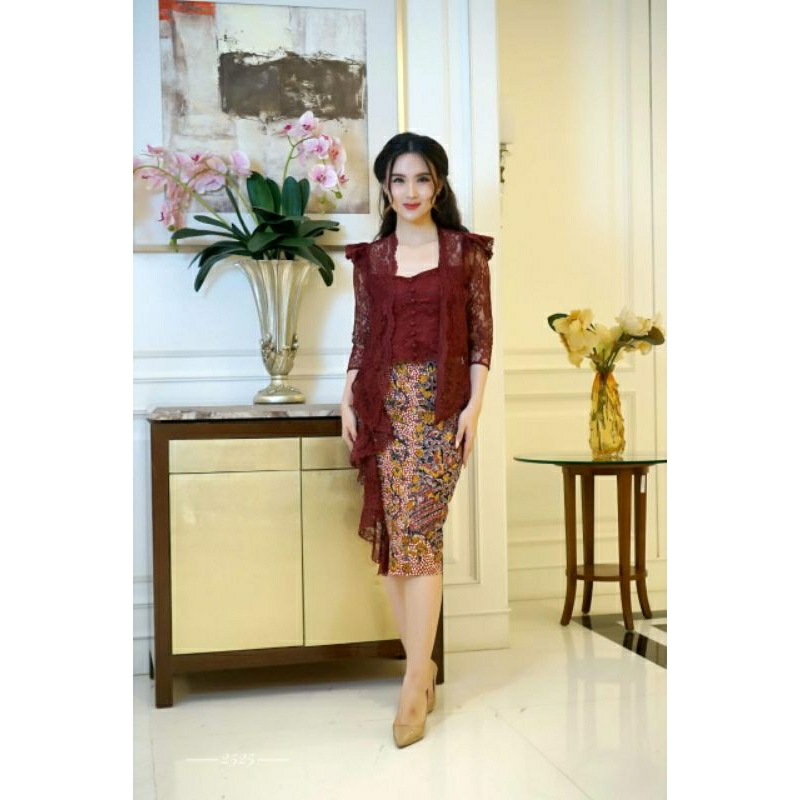 Kebaya Maroon Batik Lasem Couple
