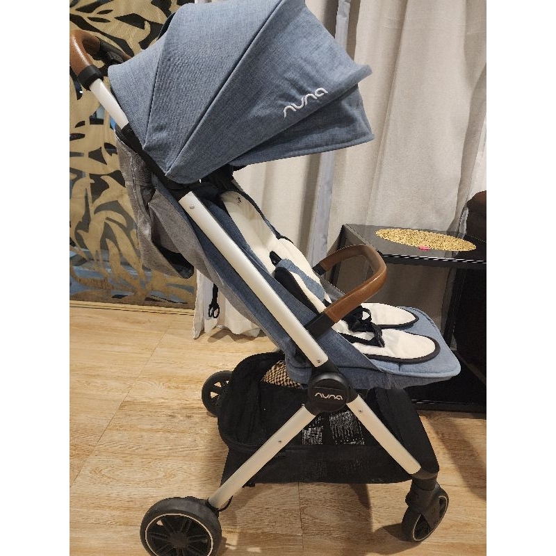 Stroller Baby merk Nuna Travel