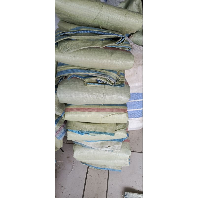 

karung bekas 75x115 isi 10pcs