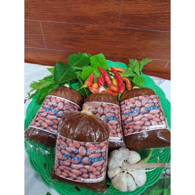 

SAMBAL KACANG MAK TRI 250gr/SAMBAL PECEL KHAS NGANJUK