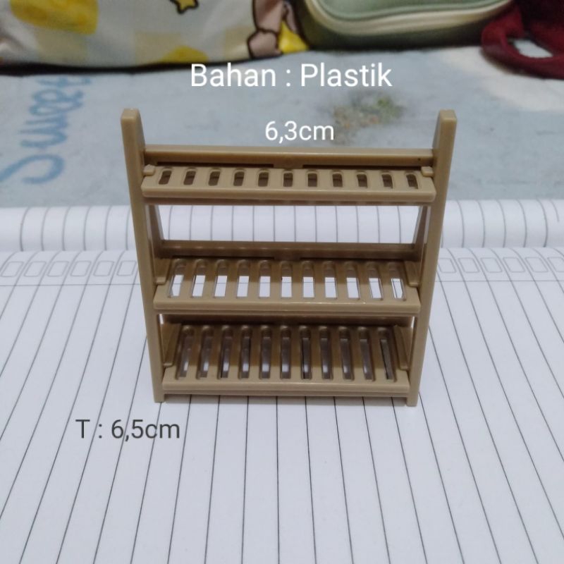 Miniatur Rak Sepatu Rumah Boneka