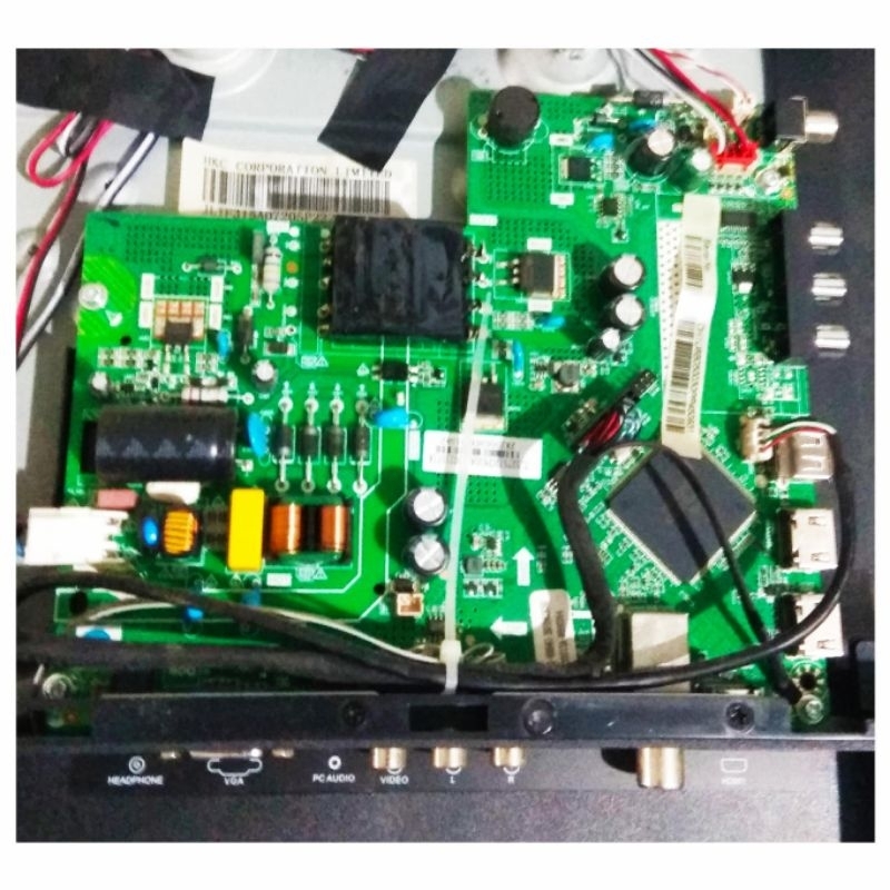 Mesin TV AQUA LE32AQT9200M