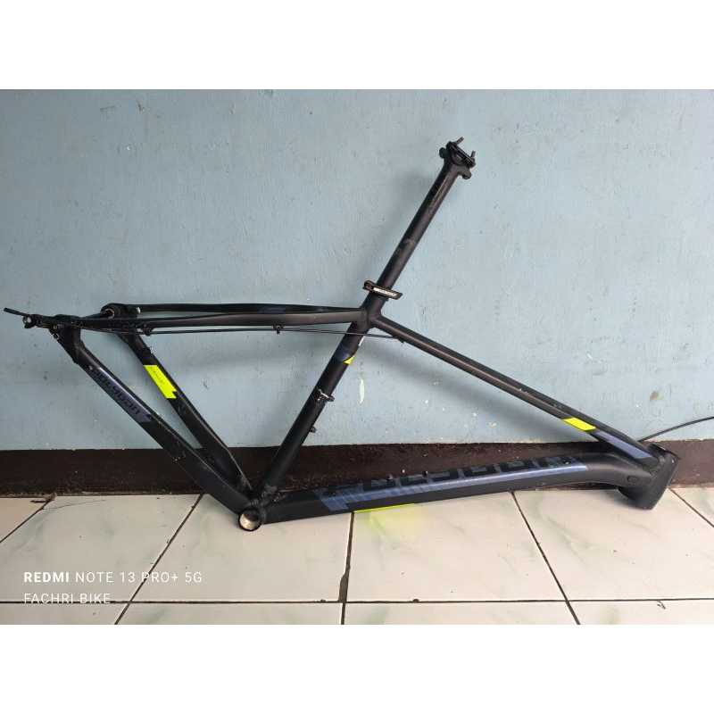 Frame Polygon Xtrada 8 2020 ring 27.5 size M