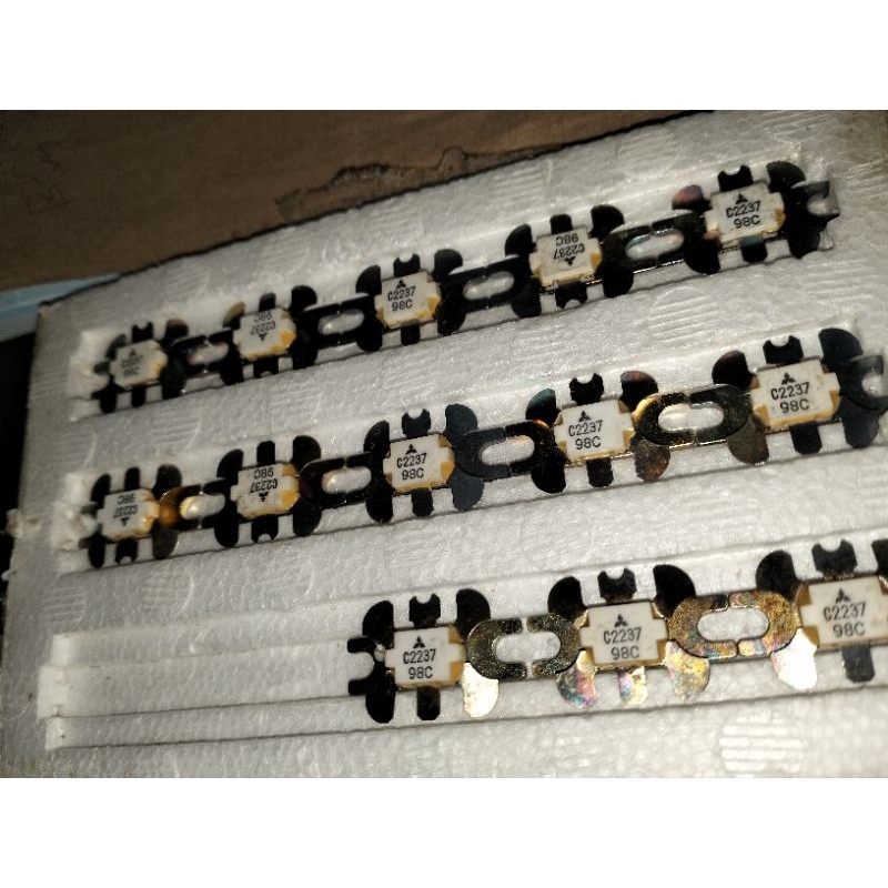 c2237 2sc2237 transistor rf input 53 max 15watt