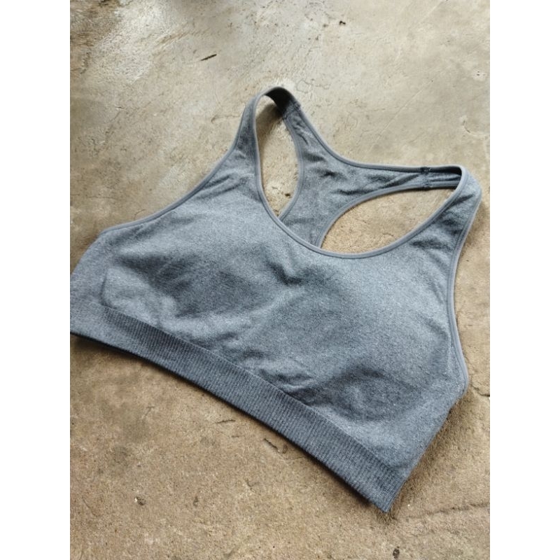 Uniqlo Bra Sport // Sports Bra Uniqlo Abu L