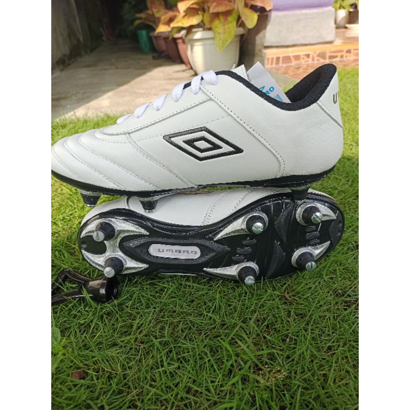 sepatu bola sol besi asli kulit sapi sol sudah jahit full