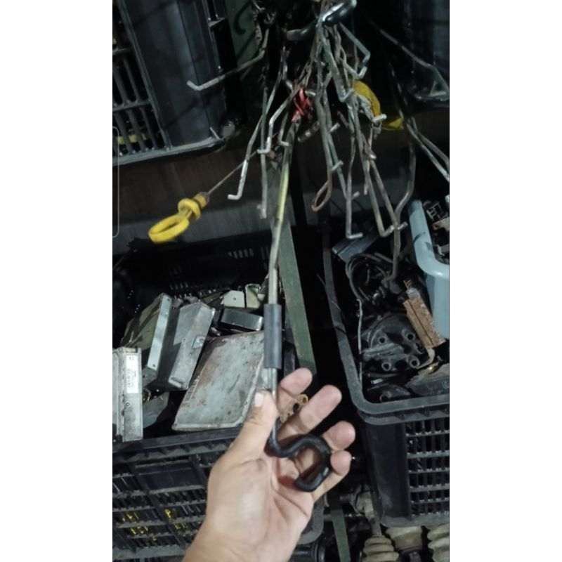 Besi Penyangga Kap Mesin Honda civic Genio estilo Bekas