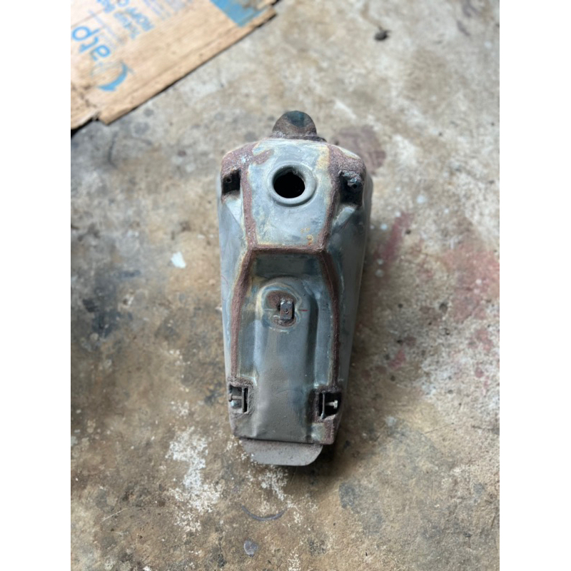 Tengki Replika CRF 450 Pnp singgel rangka /buat MEGSPRO NEW MONO karbu
