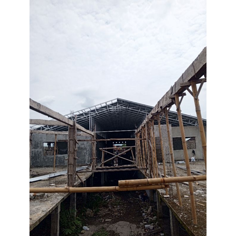 baja ringan galvalum polos terpasang