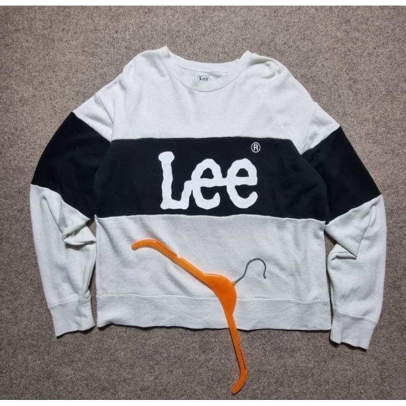 Crewneck lee second