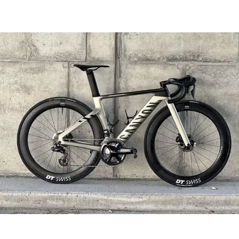 roadbike CANYON aeroad Sx8 cosmos special edision