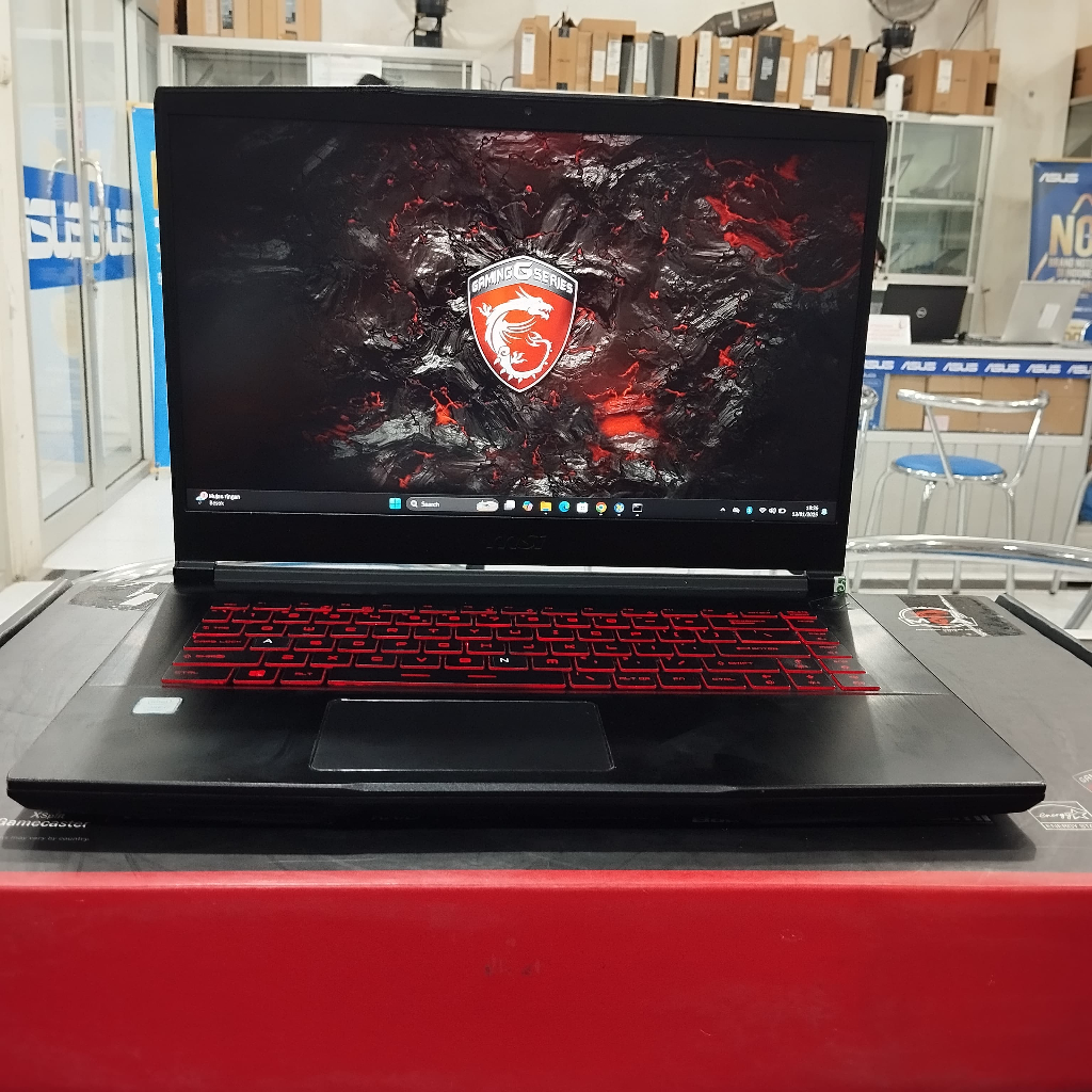 Laptop Gaming MSI GF63 THIN 9SC i7 gen 9 RAM 16GB SSD 512GB HDD 500GB GTX 1650 4GB Mulus