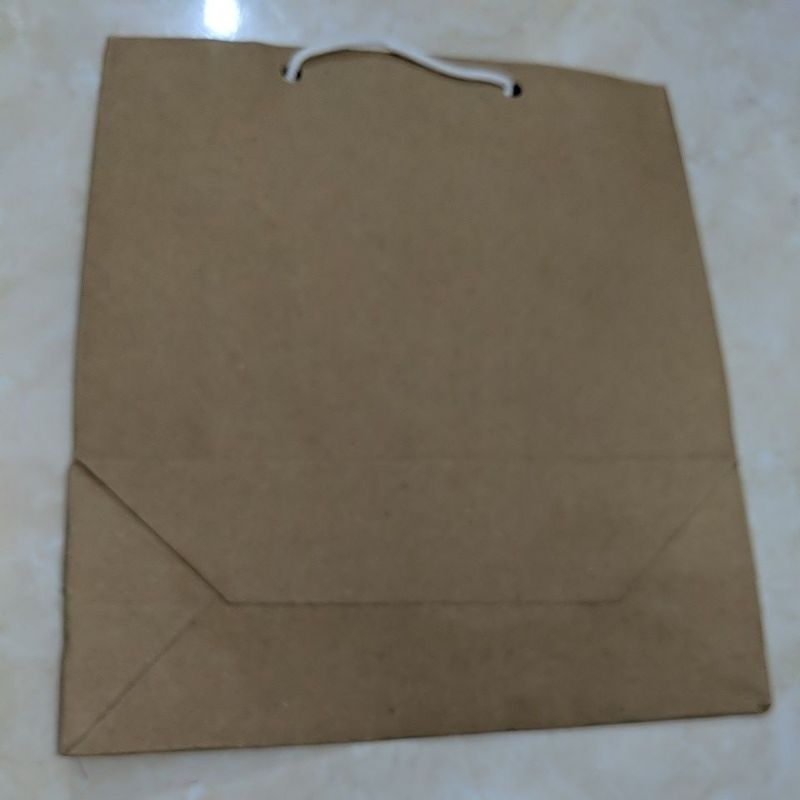 

Tas kertas ukuran S