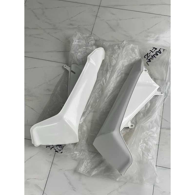 Sayap Luar Putih Kap Luar Putih Yamaha Force One Force 1 F1z Fiz Y110 Poswan