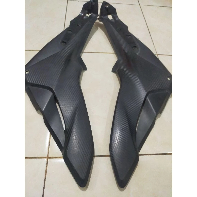 cover tutup Aki Honda CB 150R Old K15 original copotan sepasang