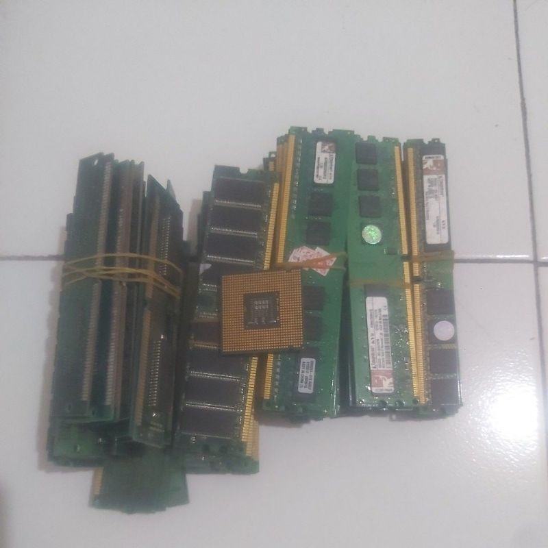 

Papan Taktis Miniatur RAM