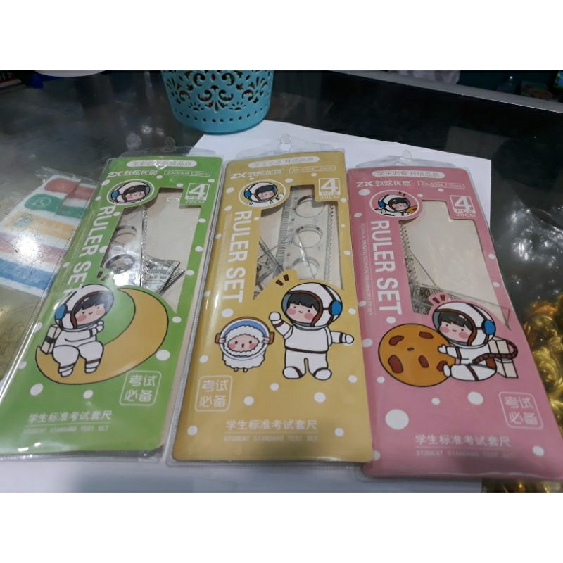 

Penggaris 1 set isi 4 pcs