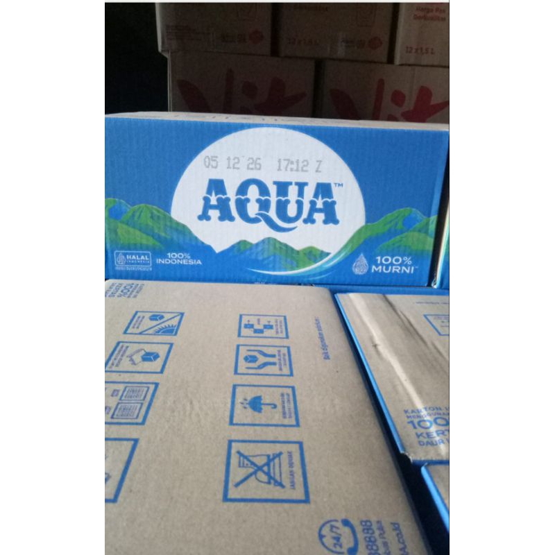 

Aqua Minuman Kesehatan Murni 100% ( isi 330ML x 24 Box )