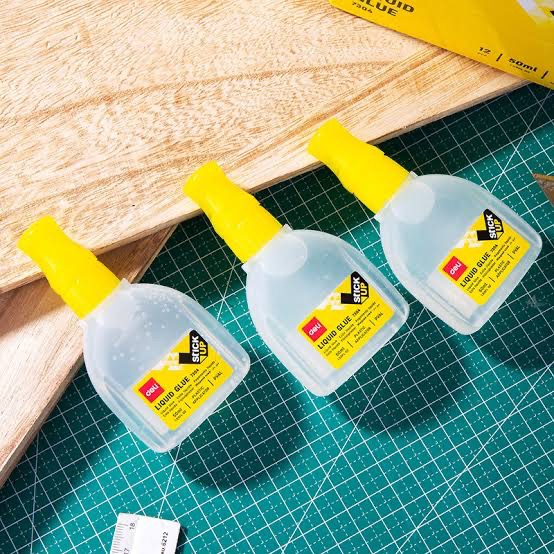 

DELI Water Glue Lem Kertas
