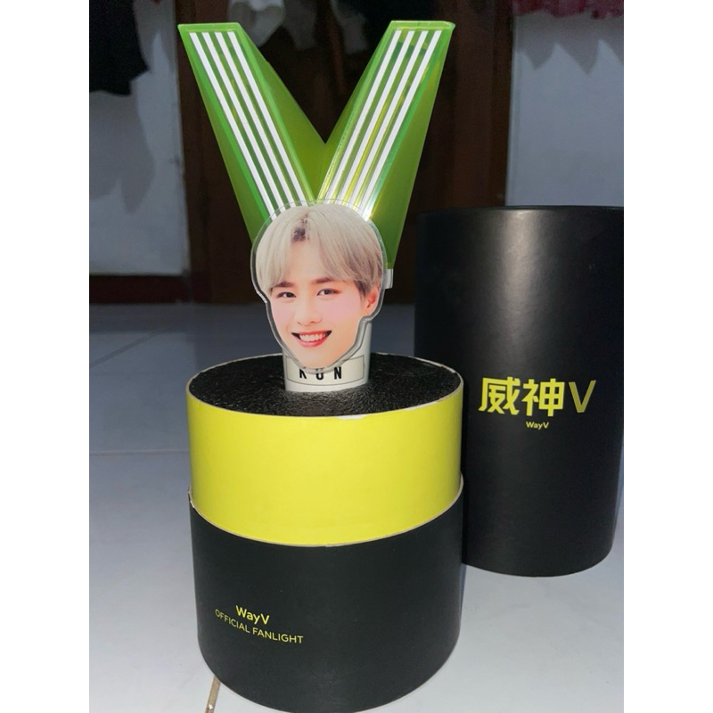 LIGHTSTICK WayV