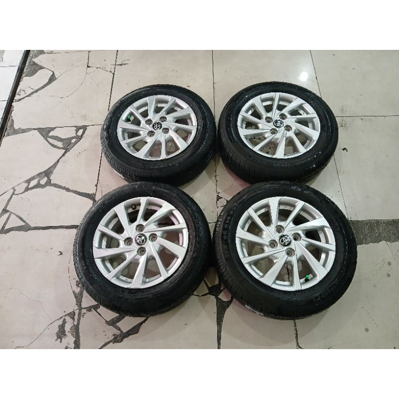 Velg bekas new calya r14+ban 175 65 14 gt radial