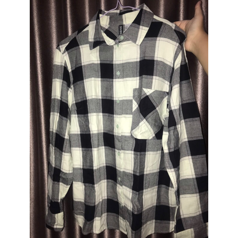 PRELOVED- Kemeja Basic Kotak” Hnm