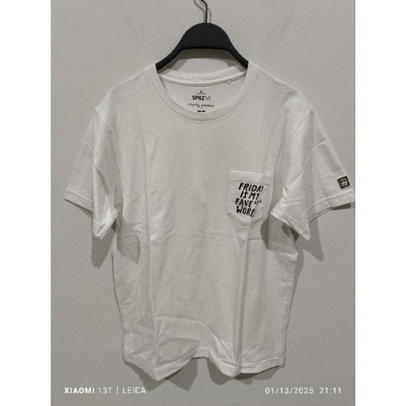 Kaos Uniqlo X SPRZNY Timothy goodman