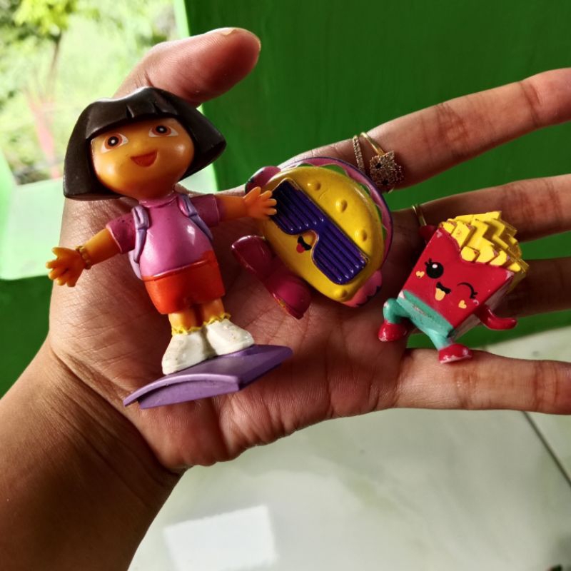 mainan / figure smiggle & dora vintage mattel