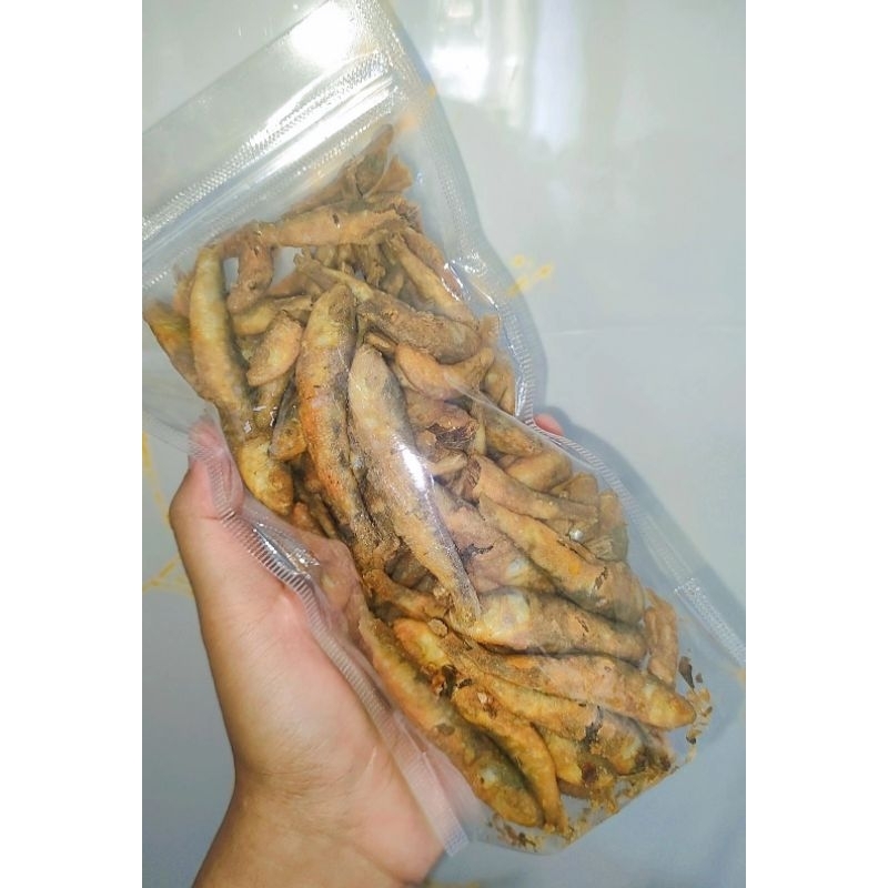 

Samenit Ikan Asin Crispy. asin, gurih, renyah, dengan irisan daun jeruk. (180 gram)