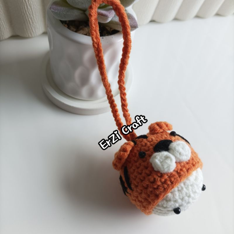 Crochet tiger Kim Seon Ho keychain bagcharm Gantungan kunci HORANGI rajut handmade imut unik