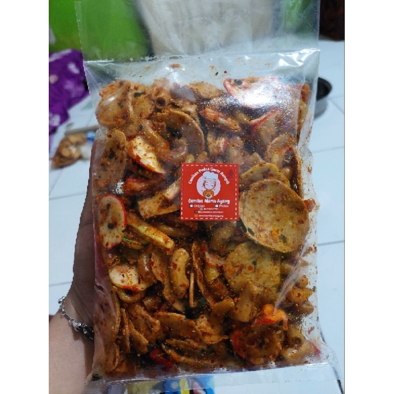 

Keripik Seblak kering Pedas Daun jeruk Mix makroni kerupuk 250gram 1/4kilo snack