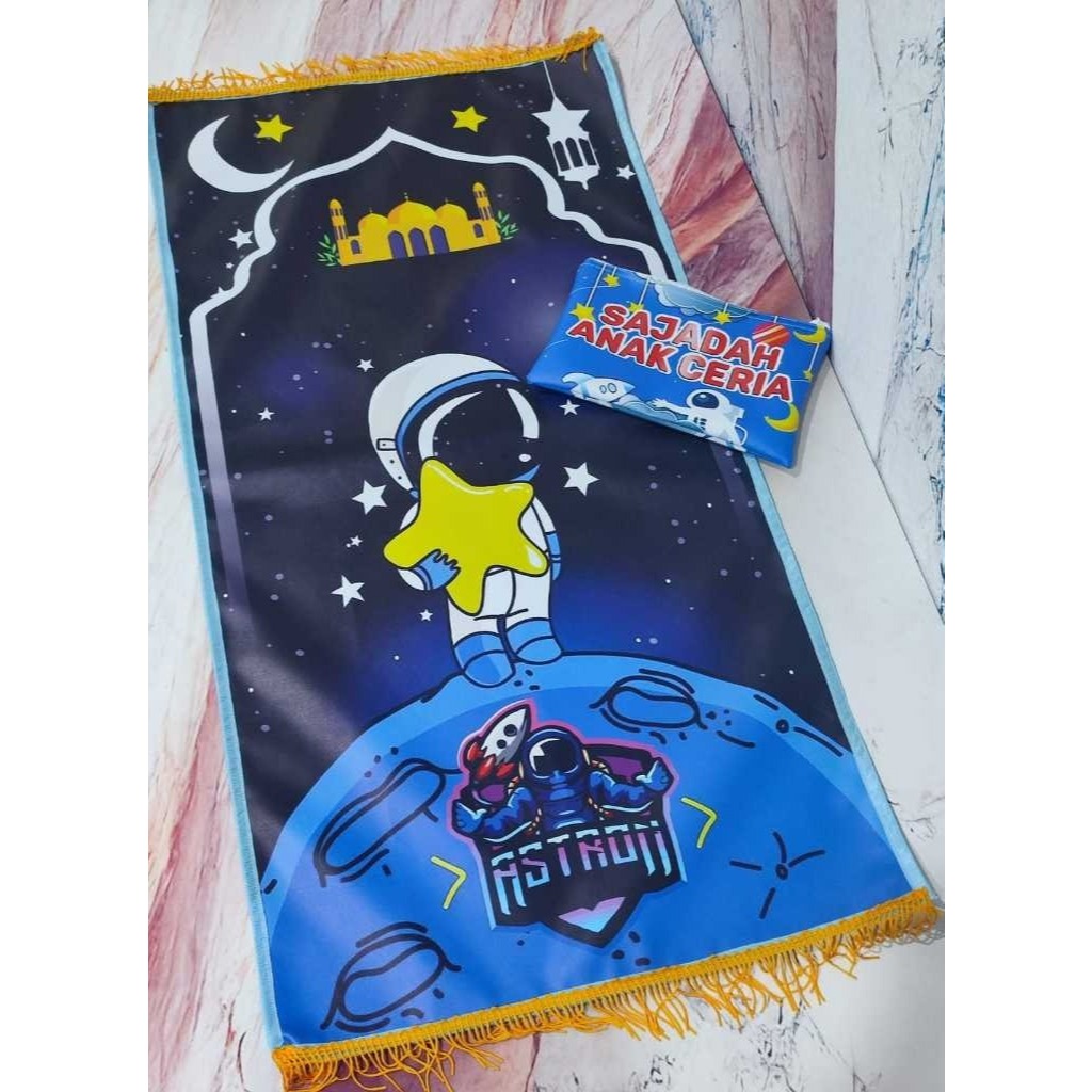 Sajadah Anak Kartun Motif Lucu Free Pouch Printing Pancawarna / Sajadah Travel Anak / Hampers Ramadh