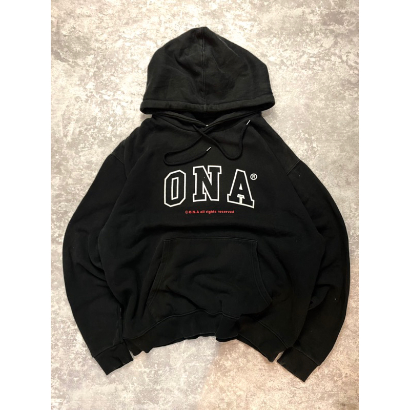 Hoodie ONA Hitam SECOND