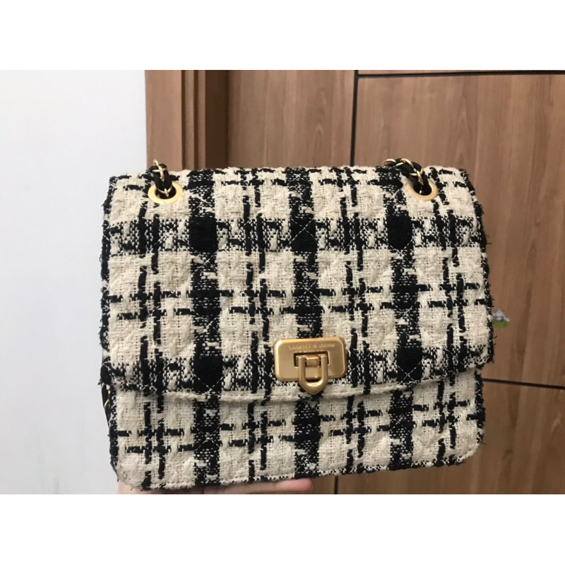 TAS SELEMPANG Charles&Keith Original store