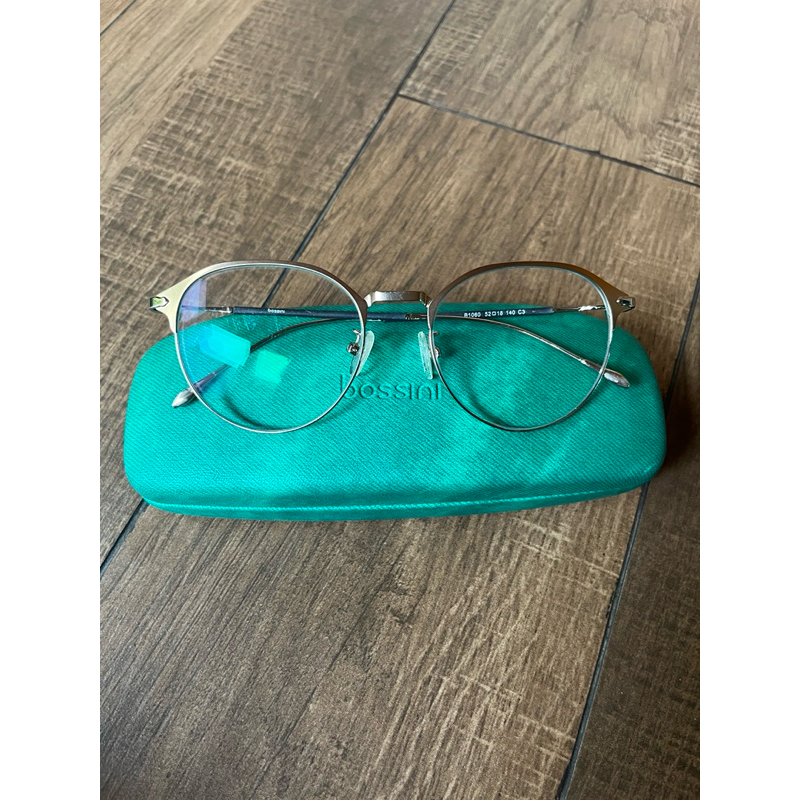 PRELOVED FRAME KACAMATA BOSSINI