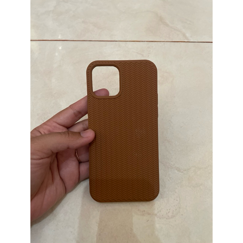 Preloved Softcase/Hardcase Iphone12
