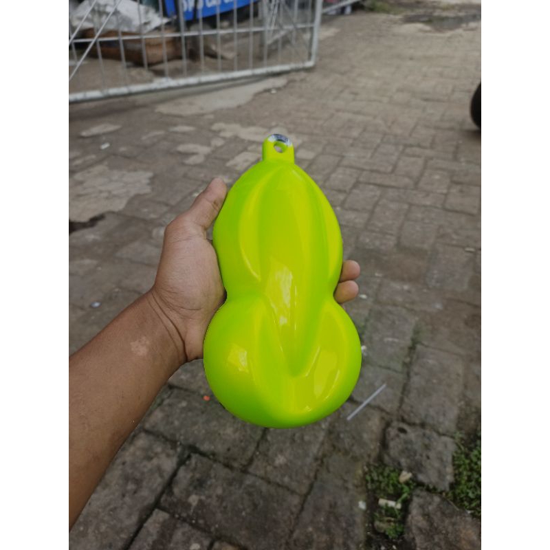 Slmn Cat PU Green Line Preal cat hijau terang metalic