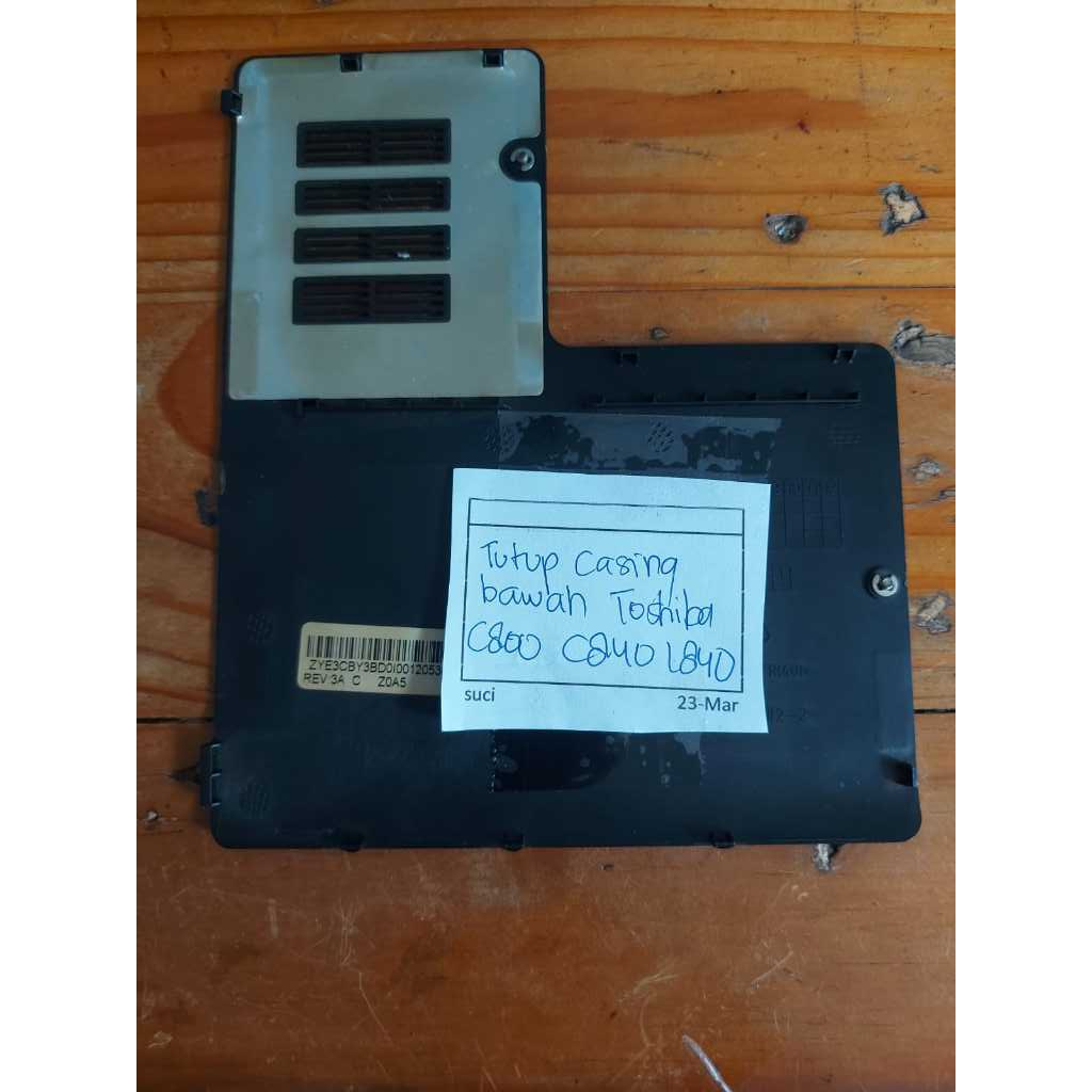 Tutup Casing Bawah Toshiba C800 C840 L840