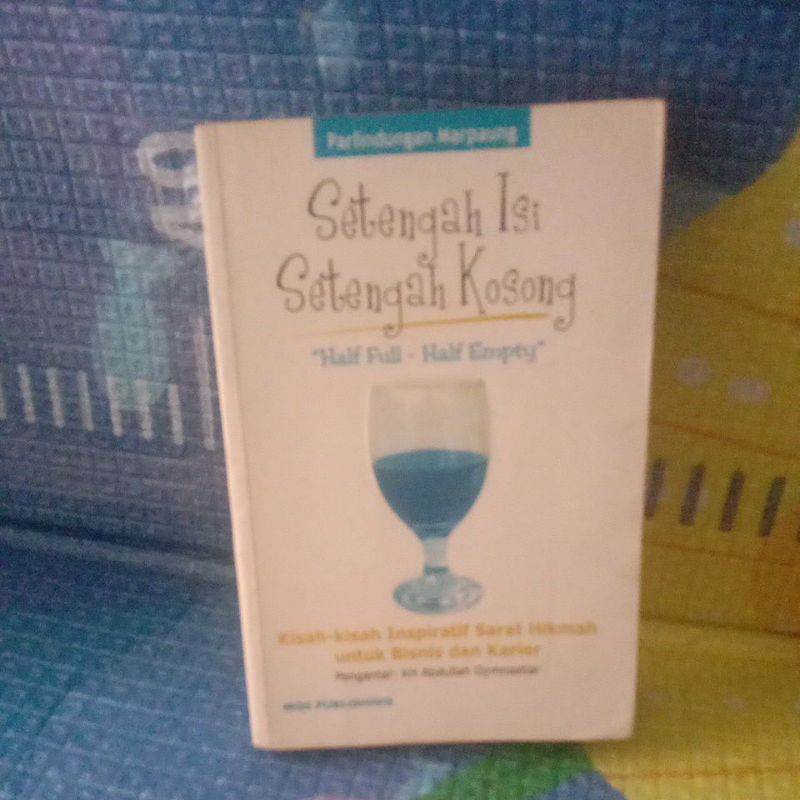 

BUKU SETENGAH ISI SETENGAH KOSONG -Perlindungan Marpaung