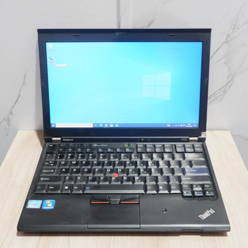 Laptop LENOVO THINKPAD X220 INTEL CORE I5-2430M RAM 4GB HDD 320GB Normal Siap Pakai - Laptop Murah -