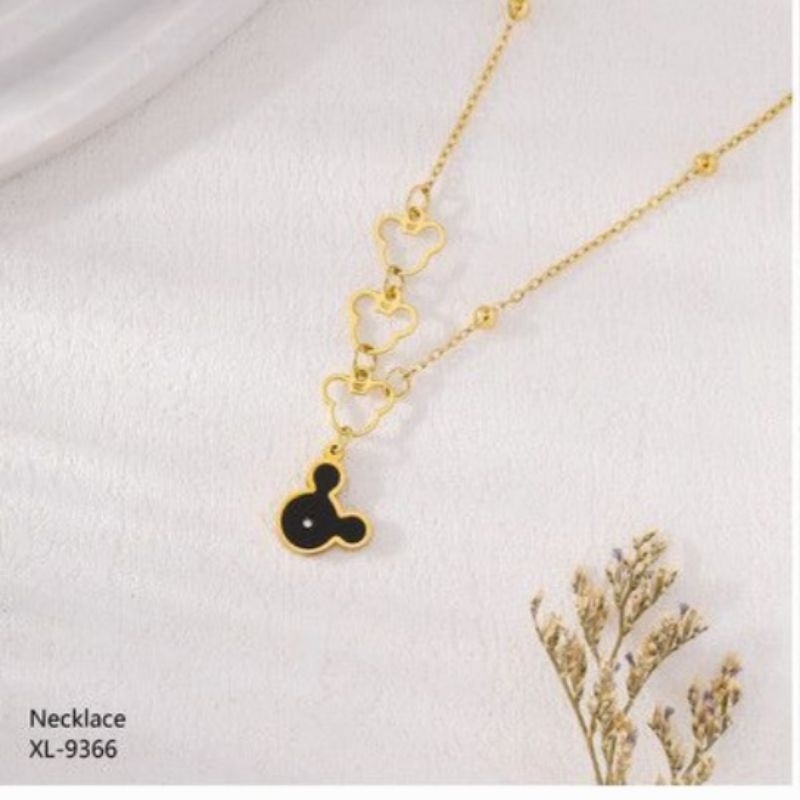 Kalung Titanium Motif Mickey Mouser Warna Gold
